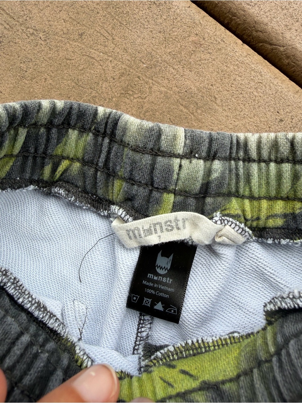 Munstr Kids Tie-Dye Paint swirl slicker  Sweat shorts size 7 - Picture 4 of 7